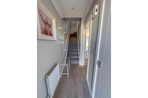 13 Oak Park (9)-Edit.jpg