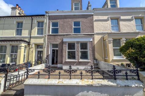 14 Albany Street, Douglas (2).jpg