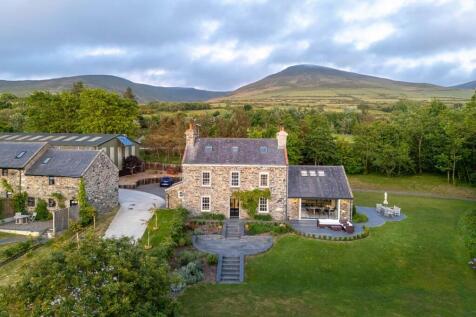LG-Cooil Shellag Farm, Kirk Michael Drone-32.jpg
