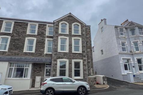 Townhouse 2, Bay View Road-02.jpg