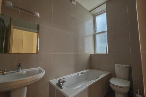 Townhouse 2, Bay View Road-11.jpg