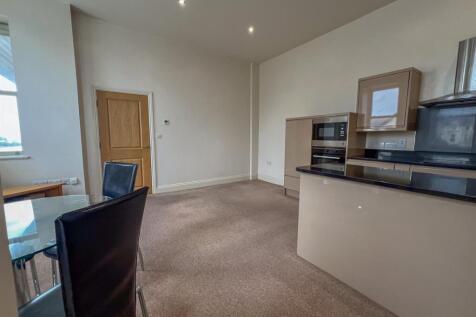 Townhouse 2, Bay View Road-15.jpg