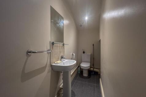 Townhouse 2, Bay View Road-19.jpg