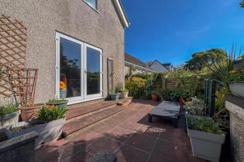 7 Christian Ave, KM-06.jpg