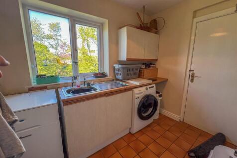 7 Christian Ave, KM-11.jpg