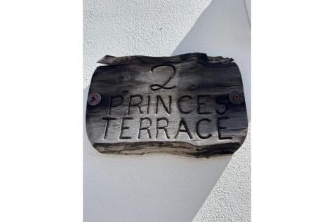 2 Princes Terrace, Laxey (28).jpg