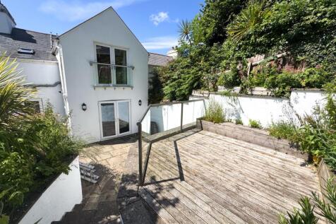 2 Princes Terrace, Laxey (23).jpg