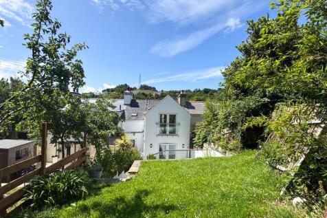 2 Princes Terrace, Laxey (24).jpg