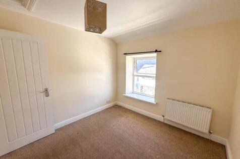 2 Princes Terrace, Laxey-20.jpg