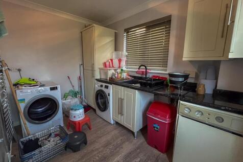 22 Hiltop Rise-08.jpg