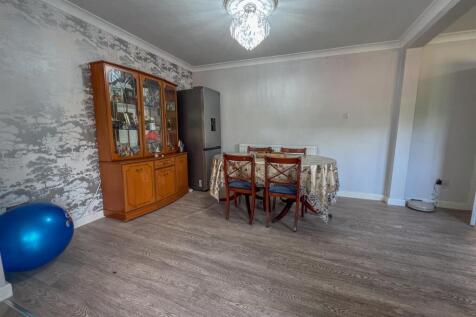 22 Hiltop Rise-12.jpg