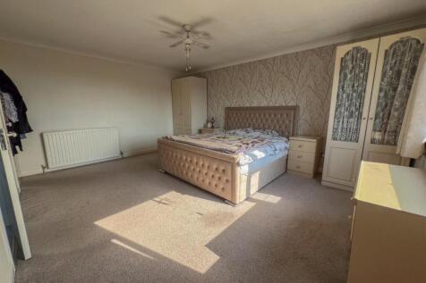 22 Hiltop Rise-23.jpg