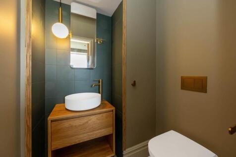 Hangoside, 1 The Promenade, Castletown (24).jpg