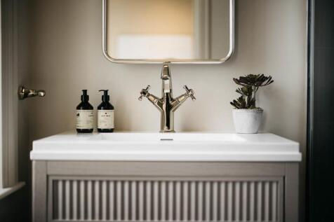 Hangoside, 1 The Promenade, Castletown (63).jpg