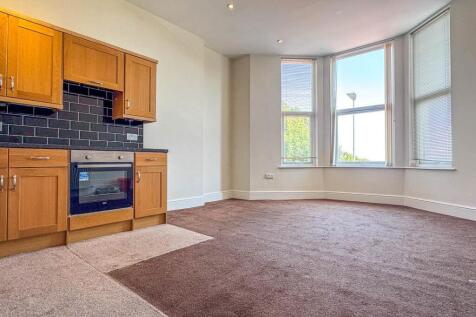 Apt 2, 8 Woodville Terrace (6).jpg