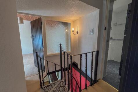 2 Sunhill Cottage v2-07.jpg