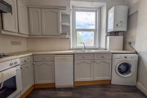 Flat 1, 1 Woodburn Square (6).jpg