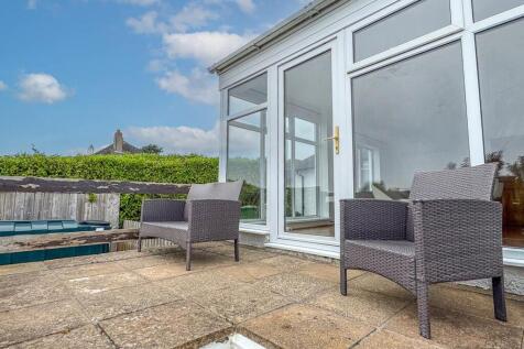 54 King Edward Road, Onchan (23).jpg