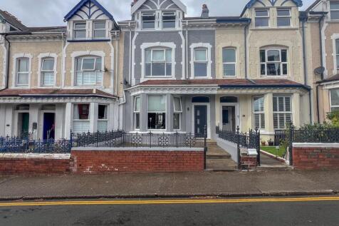 11 Crosby Terrace-01.jpg
