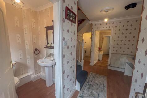 152 Faiways Crescent-11.jpg