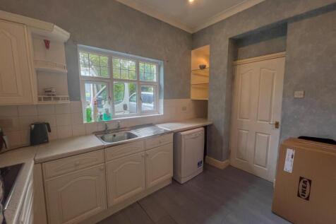 152 Faiways Crescent-13.jpg
