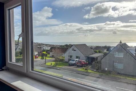 6 Fairfield Avenue, Onchan (25).jpg