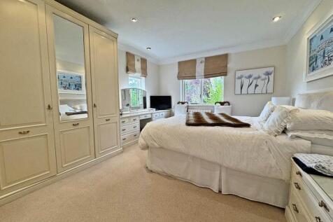 Stovell Lodge (1).jpg