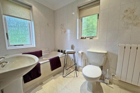 Stovell Lodge (14).jpg