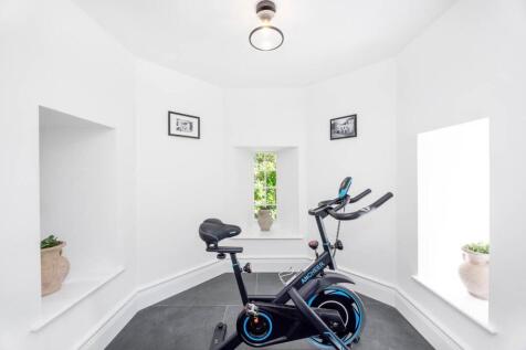 Woodland Towers (13).jpg