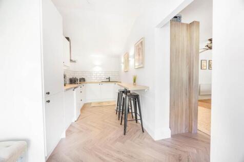 Woodland Towers (34).jpg