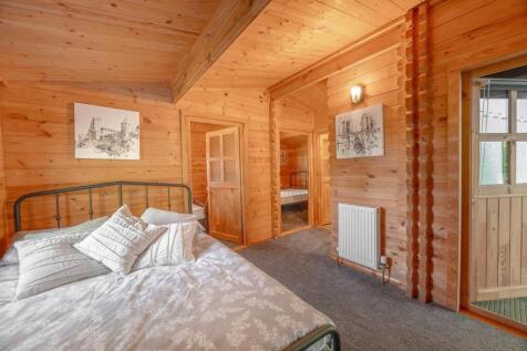 Woodland Towers (39).jpg