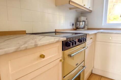 11 Lower Dukes Road, Douglas (17).jpg