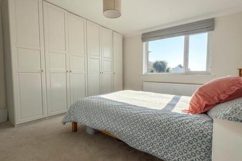 11 Lower Dukes Road, Douglas (11).jpg