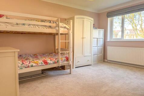 11 Lower Dukes Road, Douglas (9).jpg