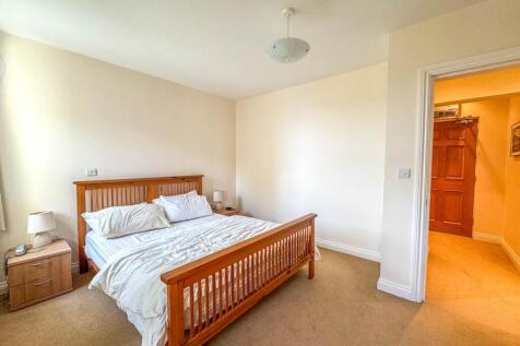 Apt 12, Griffin House (19).jpg