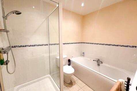 Apt 12, Griffin House (25).jpg