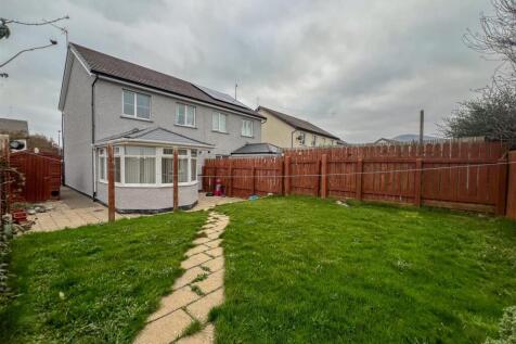 21 Broogh Wyllin -02.jpg