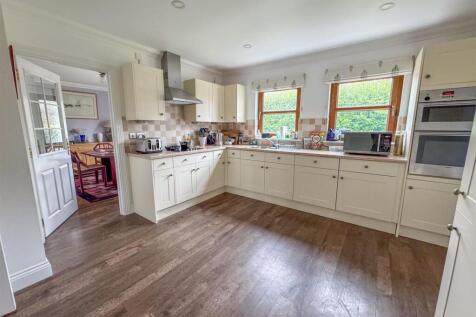 11 Close Cronk (9).jpg