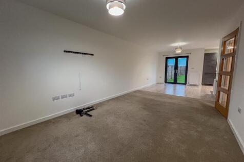 9 Poulsom Avenue-03.jpg