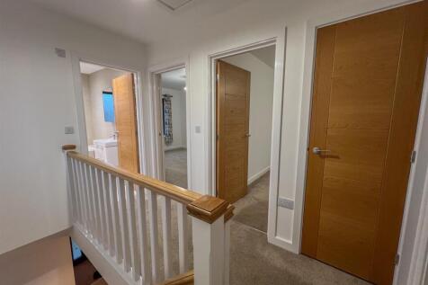 9 Poulsom Avenue-09.jpg