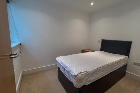 House 13 The Courtyard-06.jpg