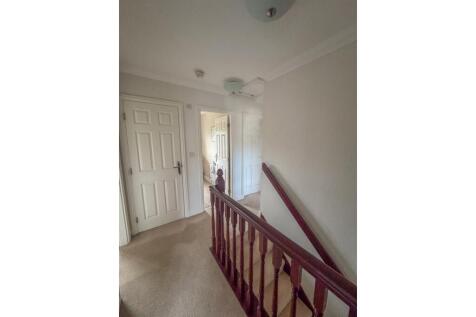 4 Clover Avenue  (15).jpg