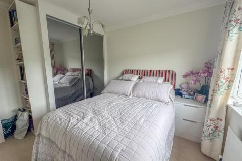 4 Clover Avenue  (9).jpg