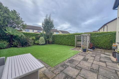 4 Clover Avenue  (20).jpg