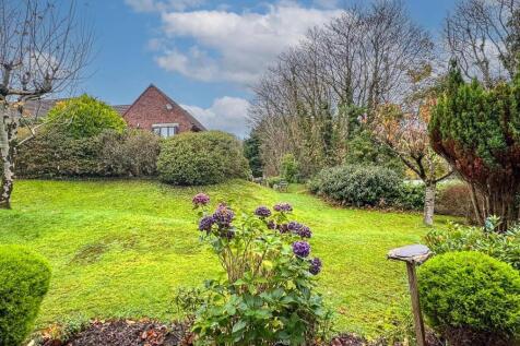 19 Eyreton Park, Crosby (1).jpg