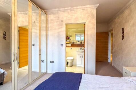 45 Majestic Apartments, Onchan (10).jpg