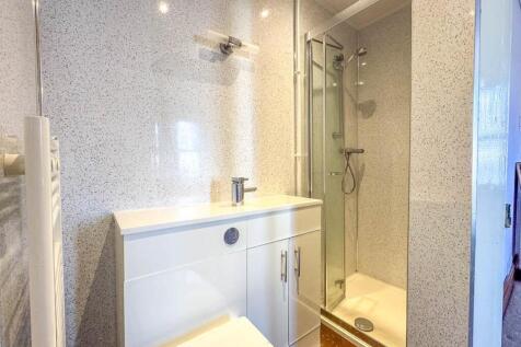 9 Willow Terrace, Douglas (14).jpg