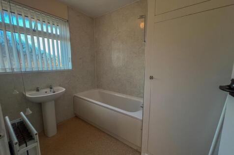 3 Ballakermeen ave-08.jpg