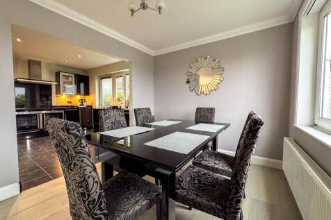 3 Glen Vine Park (28).jpg