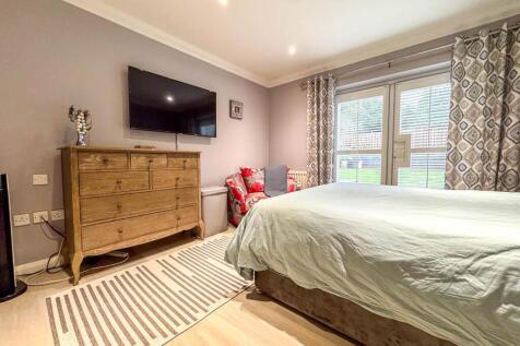 3 Glen Vine Park (4).jpg